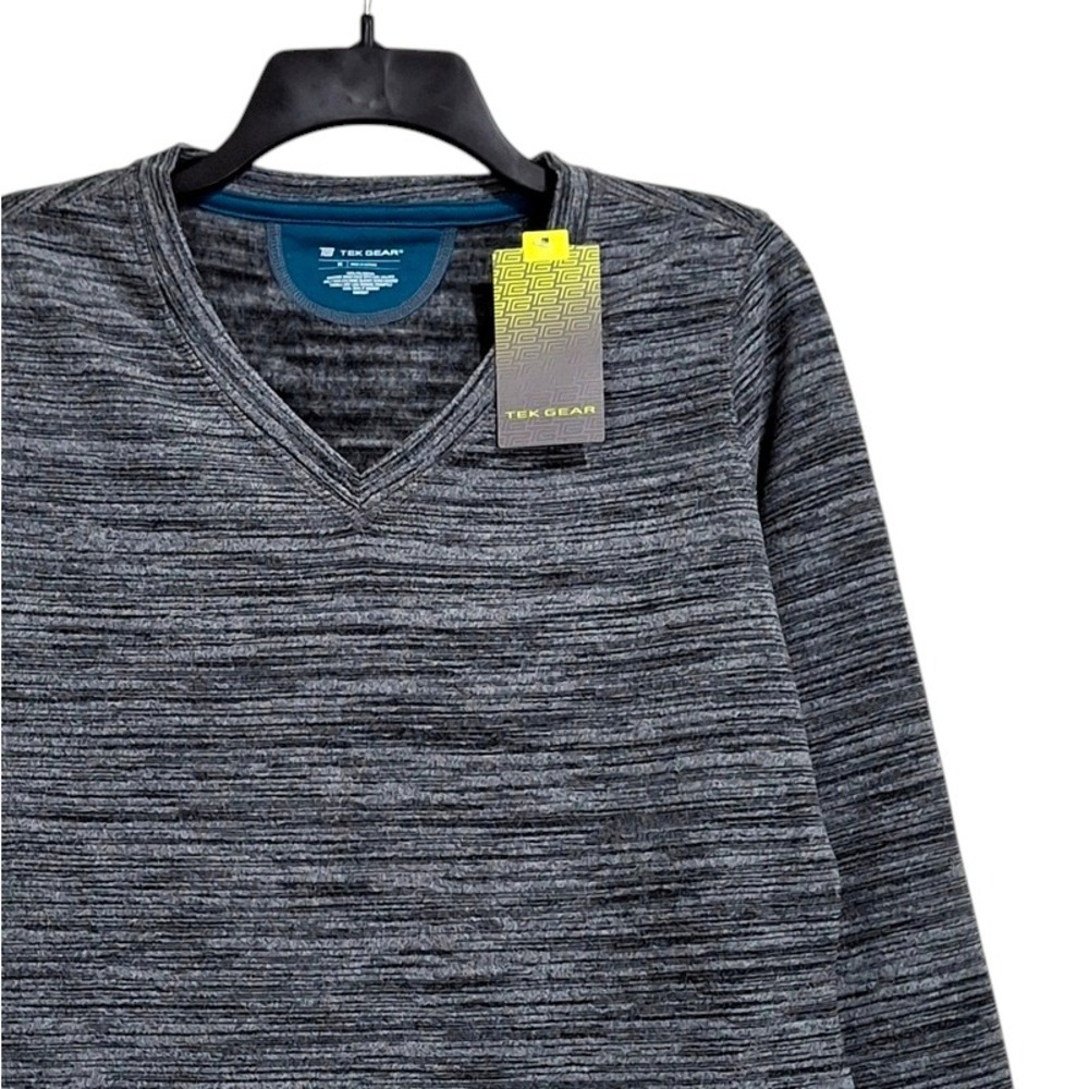 Tek Gear Active Top Medium Gray Space Dye Fleece V-Neck Long Sleeve Athleisure